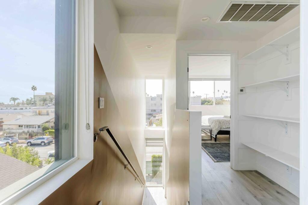 Stunning Hollywood Townhouse With Sunny Views Villa Los Angeles Ngoại thất bức ảnh